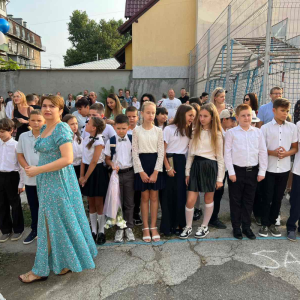 Începutul anului școlar aduce multe emoții frumoase, așteptări și punctarea unor obiective de performanță