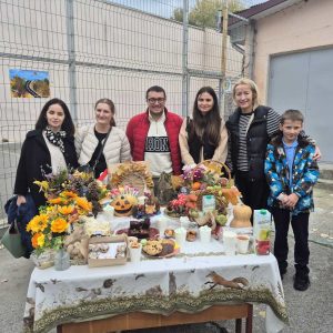 Яркое Событие Осени: Школьная Ярмарка, Объединившая Всех!