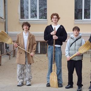 Манифест доброты.  Экологический десант в нашем лицее